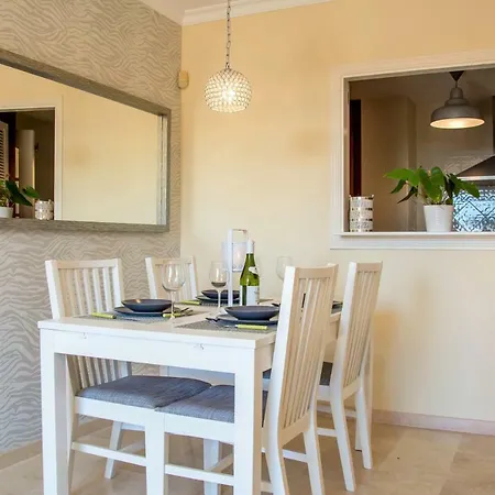 Free One Bedroom Retreat In Elviria * Marbellac